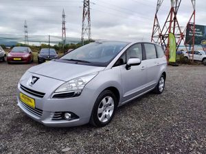 Peugeot 5008 HDI FAP 110 Active 2012