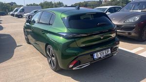 Peugeot 308 III [2021 - Prezent] 1.2L PureTech 130 S&S EAT8 GT 2022