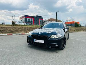 BMW 5 Series F10/F11/F07 [2010 - 2017] 520d Sport-Aut. 2013