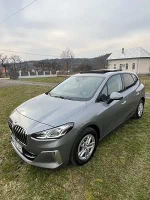 BMW 2 Series 218i AT Luxury Line 2022