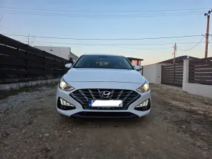 Hyundai i30 III [2016 - Prezent] 1.5 T-GDI MHEV 160CP 7DCT Highway 2021