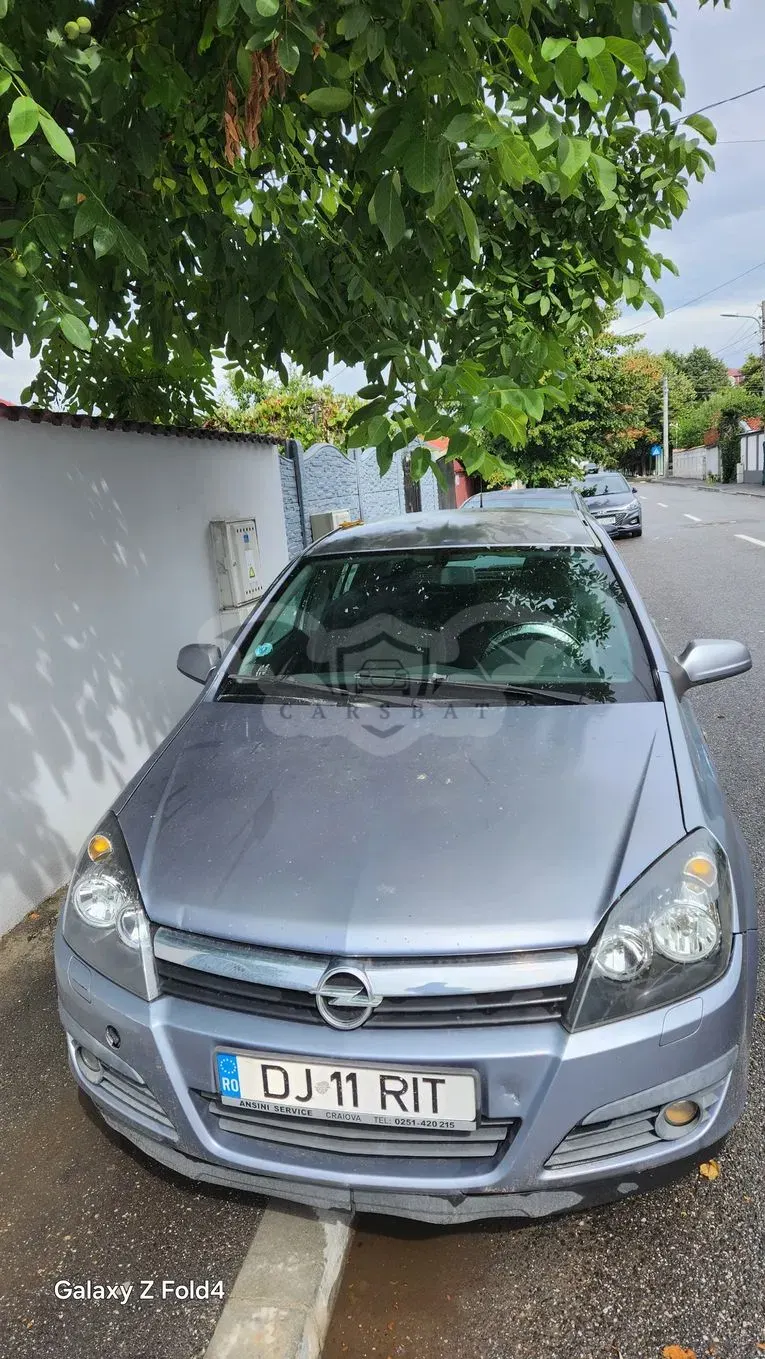 Opel Astra H [2004 - 2010] 1.7 CDTi Cosmo 2005