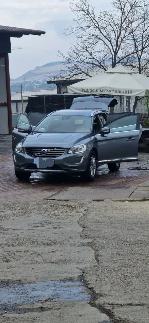Volvo XC60 D4 Summum 2016