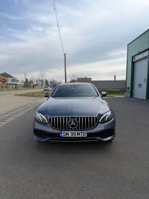 Mercedes-Benz E W213 [2016 - 2023] 350e 9G-TRONIC Avantgarde 2018
