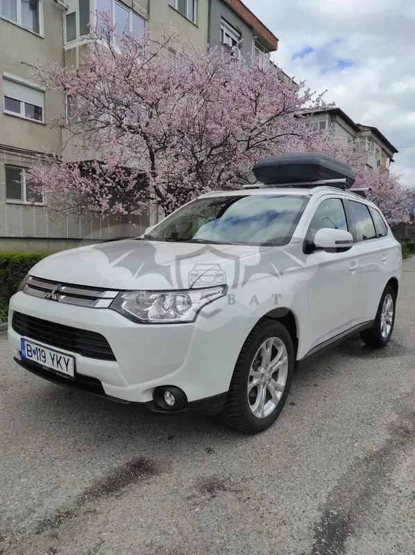 Mitsubishi Outlander III [2012 - 2021] 2.2 DI-D 2WD Invite 2015