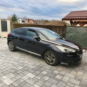 DS DS5 2015