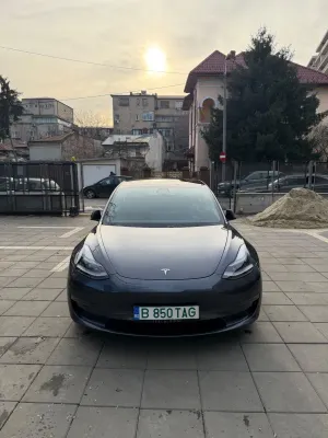 Tesla Model 3 2021