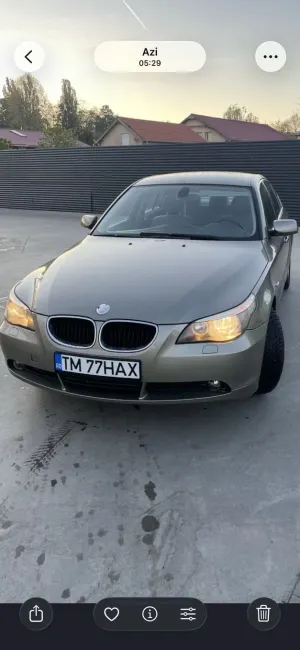 BMW 5 Series E60/E61 [2003 - 2010] 520i 2004