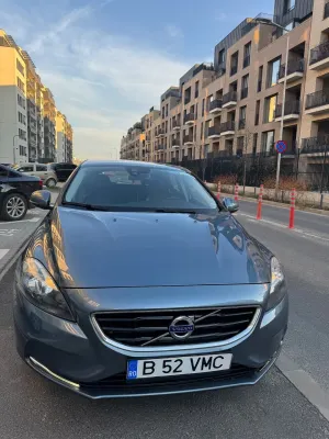Volvo V40 II [2012 - Prezent] D2 Summum 2013