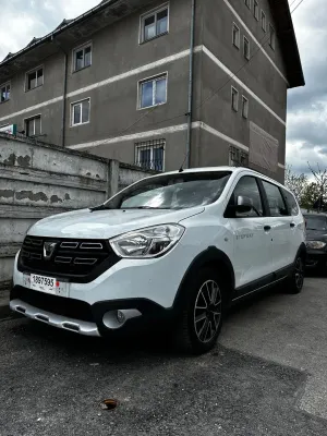 Dacia Lodgy 1.5 dCi 90 CP Stepway 2019