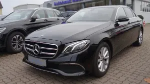 Mercedes-Benz E W213 [2016 - 2023] 200 d 9G-TRONIC Avantgarde 2021