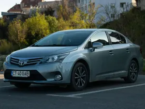 Toyota Avensis III [2009 - 2018] 2.0 D-4D Executive 2012