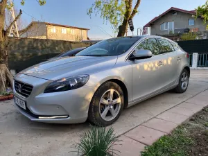 Volvo V40 II [2012 - Prezent] D4 VEA Momentum 2014