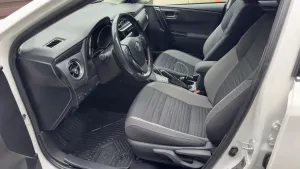 Toyota Auris II [2012 - 2018] 1.8 L VVT-i HSD Luna 2018