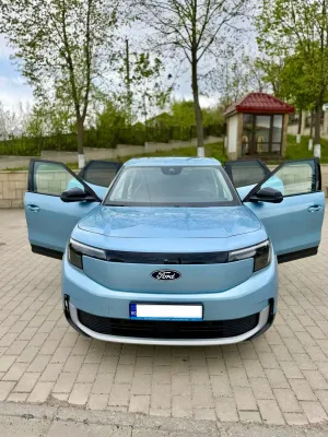 Ford Explorer RWD 77 kWh Extended Range Select 2025
