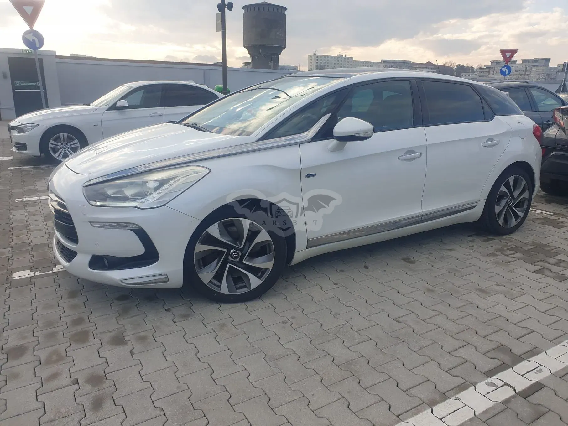 Citroën DS5 Hybrid4 EGS6 SoChic 2013