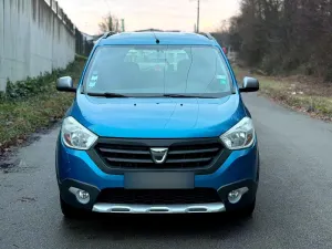 Dacia Lodgy TCe 115 Stepway 2016
