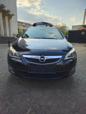 Opel Astra J [2009 - 2018] 2011