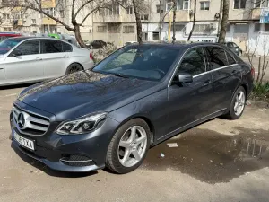 Mercedes-Benz E W212 [2009 - 2016] 220 CDI 7G-TRONIC Avantgarde 2014