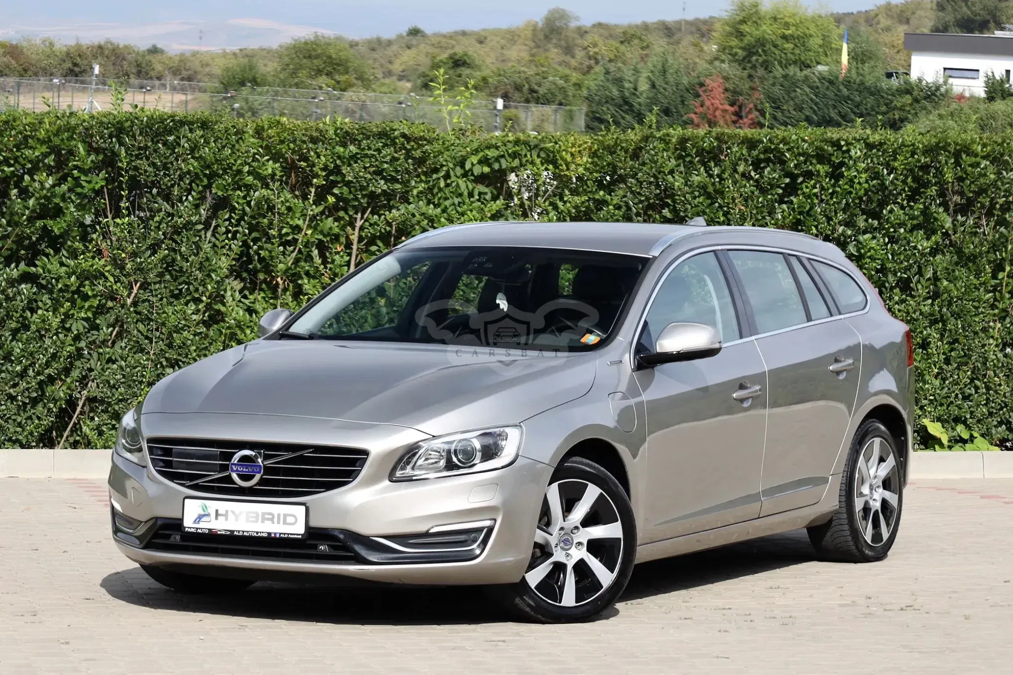 Volvo V60 I [2010 - 2018] D6 Plug-In-Hybrid AWD Geartronic Momentum 2014