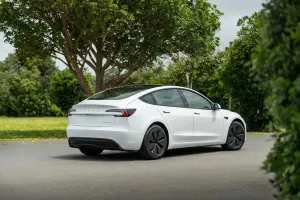 Tesla Model 3 Long Range 2024