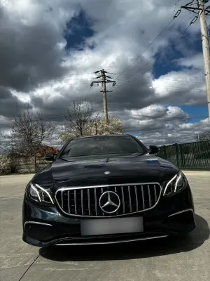 Mercedes-Benz E W213 [2016 - 2023] 220 BlueTEC 9G-TRONIC Avantgarde 2016