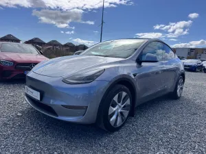 Tesla Model Y AWD Performance 2023