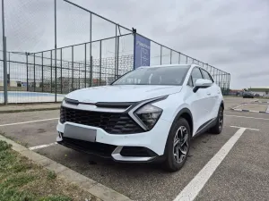 Kia Sportage V [2021 - Prezent] 1.6 T-GDI MHEV 6MT 4x2 Urban 2023