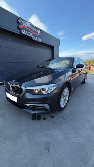 BMW 5 Series G30/G31 [2017 - 2023] 520d Aut. Luxury Line 2017