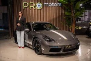 Porsche Cayman 718 PDK 2023