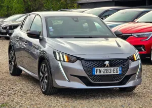 Peugeot 208 PureTech 130 EAT8 GT 2021