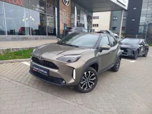 Toyota Yaris 1.5 VVT-i HSD Dynamic Bi-tone 2025