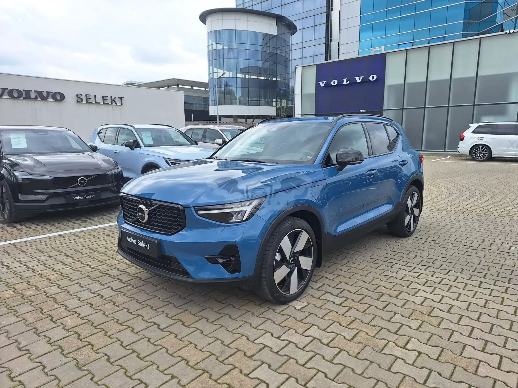Volvo XC40 Recharge T5 Twin Engine AT7 R-Design 2023