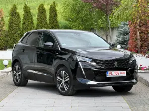 Peugeot 3008 225 e-EAT8 Allure Pack 2022
