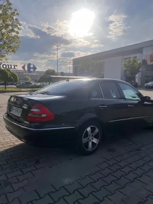 Mercedes-Benz E W211 [2002 - 2009] 220 CDI Automatik Avantgarde 2004