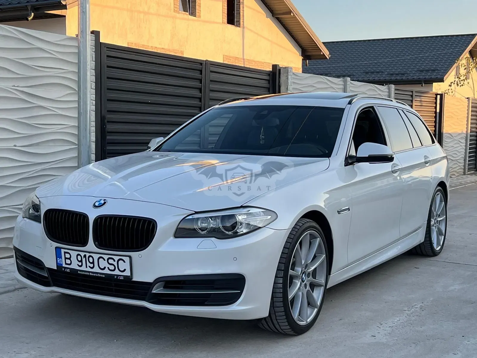 BMW 5 Series F10/F11/F07 [2010 - 2017] 525d xDrive Aut. Luxury Line 2014