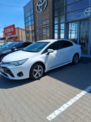 Toyota Avensis 1.8 Multidrive S Executive 2017