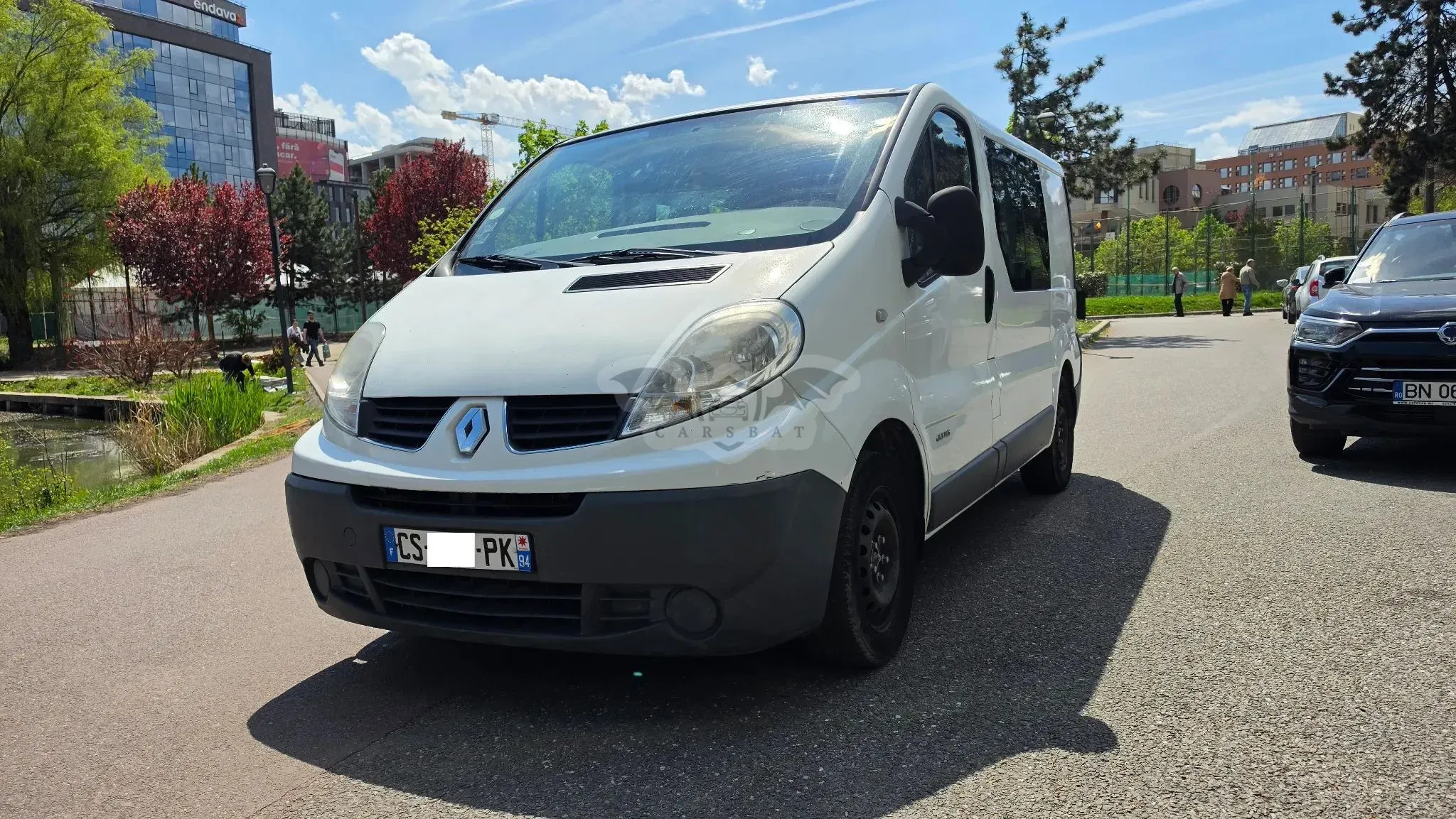 Renault Trafic Combi L2H1 teilverglast 2008