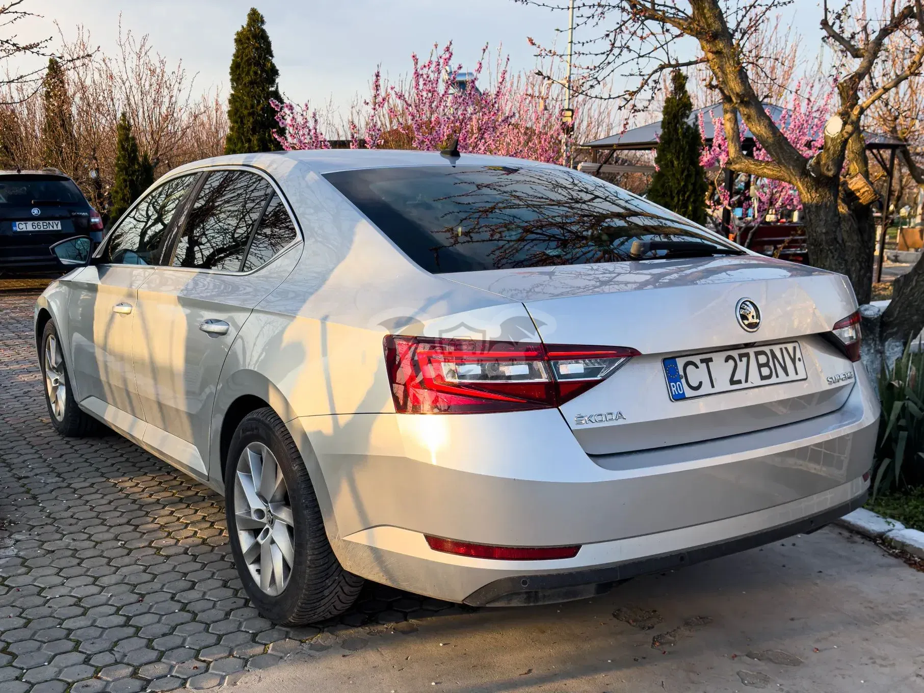 Skoda Superb III [2015 - Prezent] 2.0 TDI DSG Active 2017