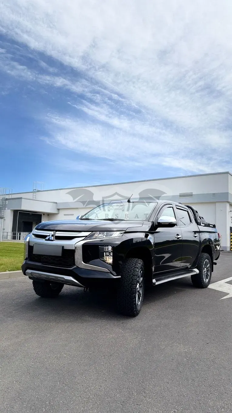 Mitsubishi L200 Double Cab 2.2 DI-D M/T Instyle 2020