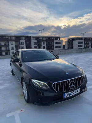 Mercedes-Benz E W213 [2016 - 2023] 220 d T-Modell Aut 2018