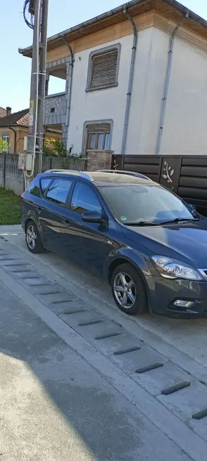 Kia Ceed I [2007 - 2012] 1.6 GSL Style 2011