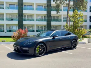 Porsche Panamera Turbo S E-Hybrid 2018