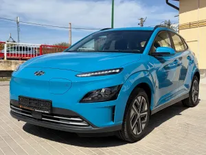Hyundai Kona Select 2023