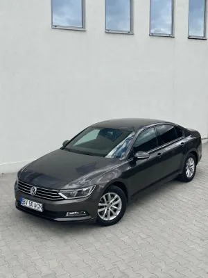 Volkswagen Passat B8 [2014 - Prezent] 1.6 TDI Comfortline 2015