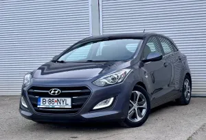 Hyundai i30 II [2011 - 2017] blue 1.4 Trend 2016