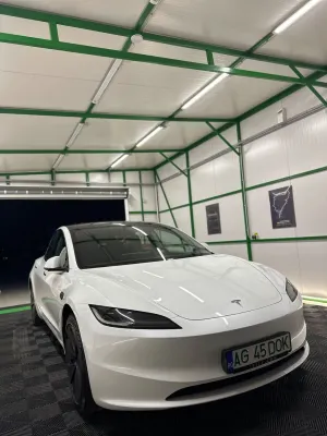 Tesla Model 3 RWD Standard 2023