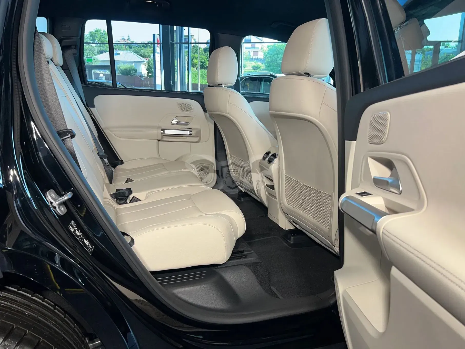 Mercedes-Benz EQB 250 2023