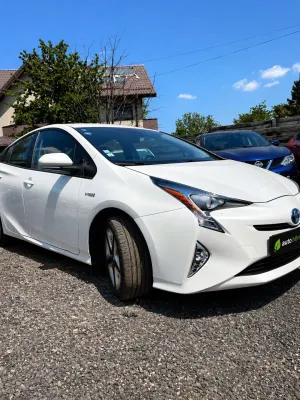 Toyota Prius IV [2015 - 2018] Hybrid 2017