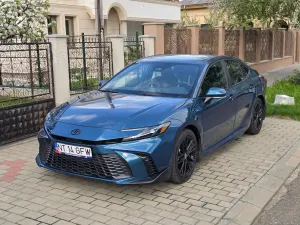 Toyota Camry VIII [2017 - Prezent] 2025